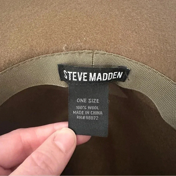 Steve Madden Green Women's Felted 100% Wool Metal Chain Trimmed Fedora Hat NWT - Picture 5 of 8